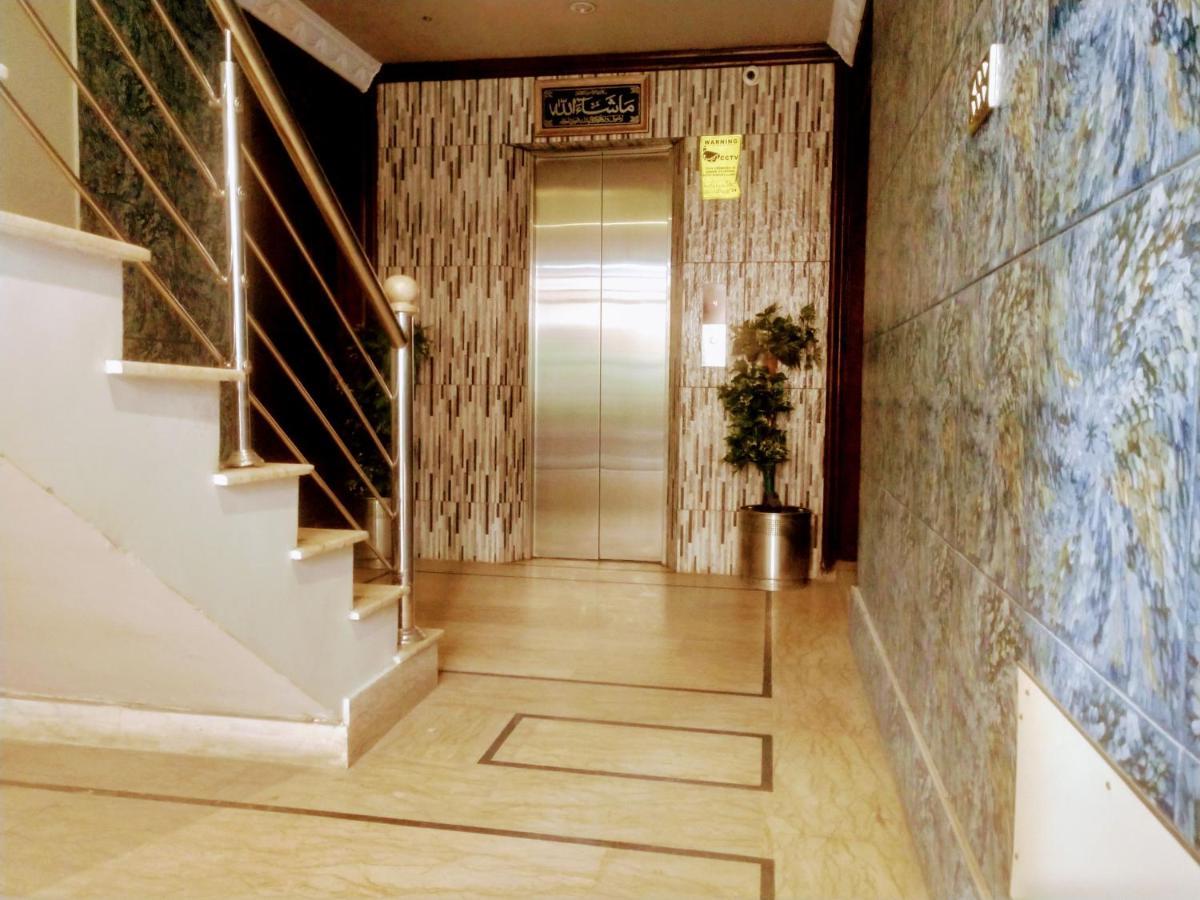 Luxury Living Rooms Near Agha Khan, Millennium, Nueplex Карачі Екстер'єр фото